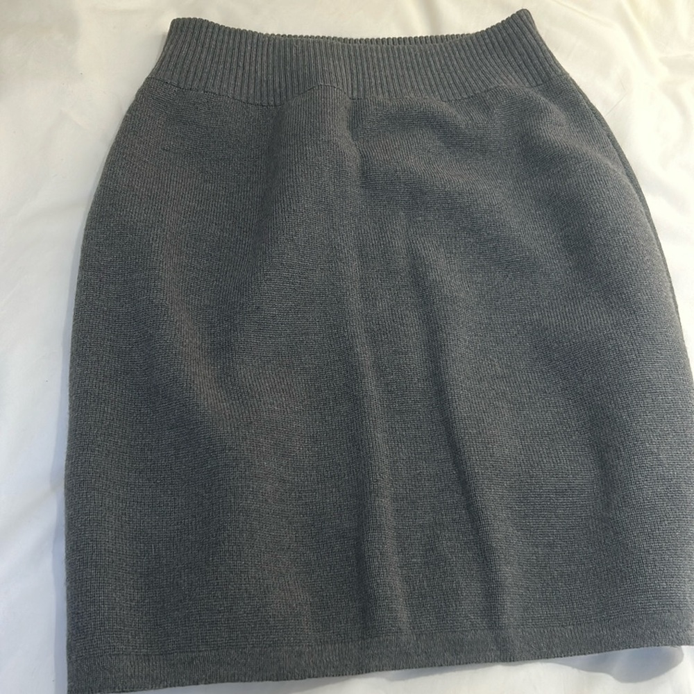 Country Road Australia 100% Pure Wool Grey Knit Mini Skirt Size Small